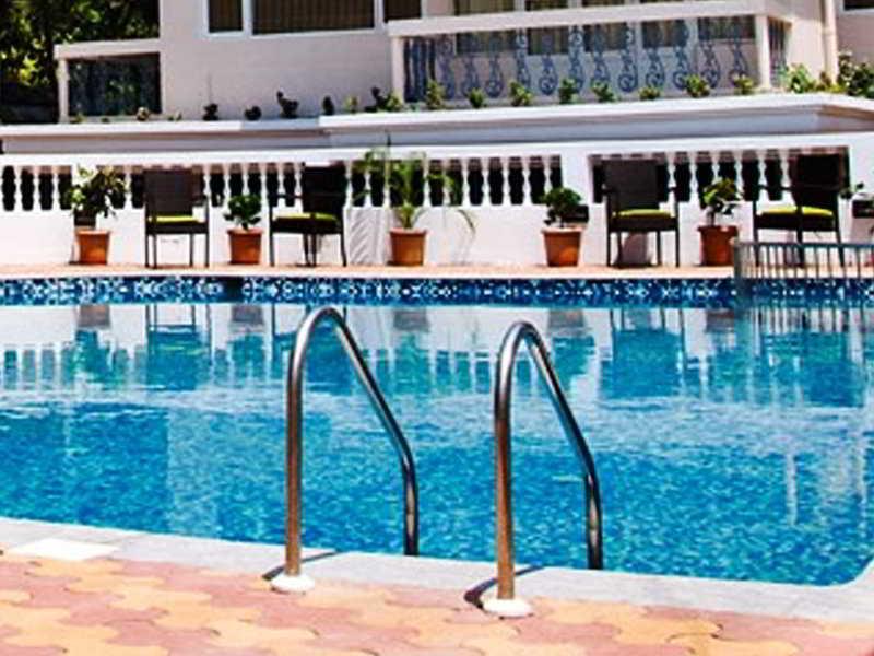 Quality Inn Ocean Palms Goa Calangute Ngoại thất bức ảnh